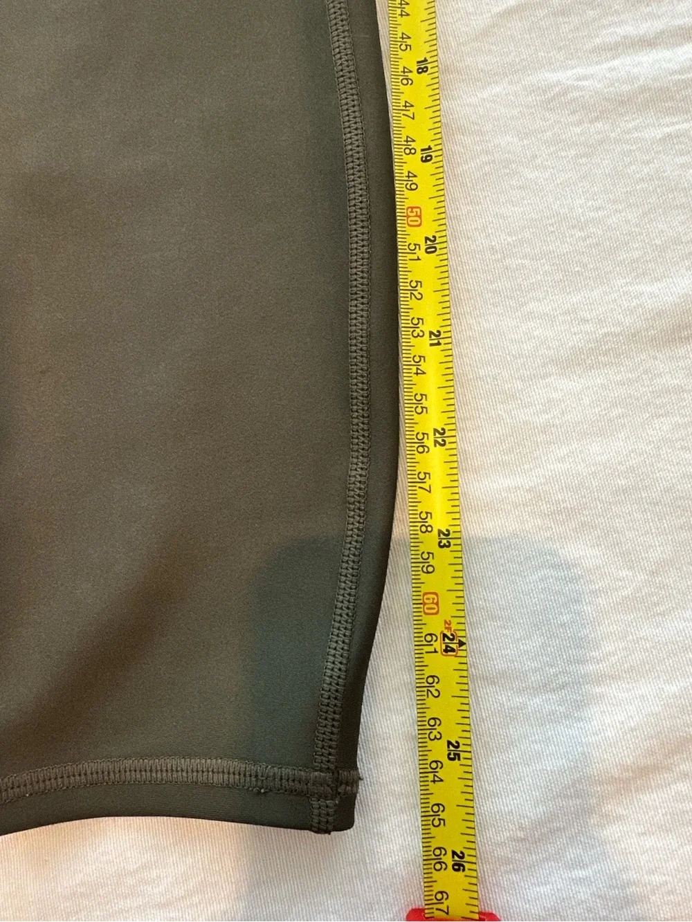 ALO Yoga Olive Green High-Rise Leggings with Subtle Logo